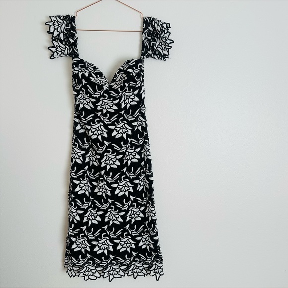 Gianni Bini Wild Flower Lace Midi Dress off shoulder bodycon - Picture 6 of 12